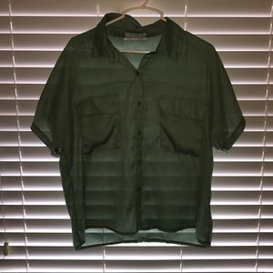 UO Short-sleeve/collared/button up